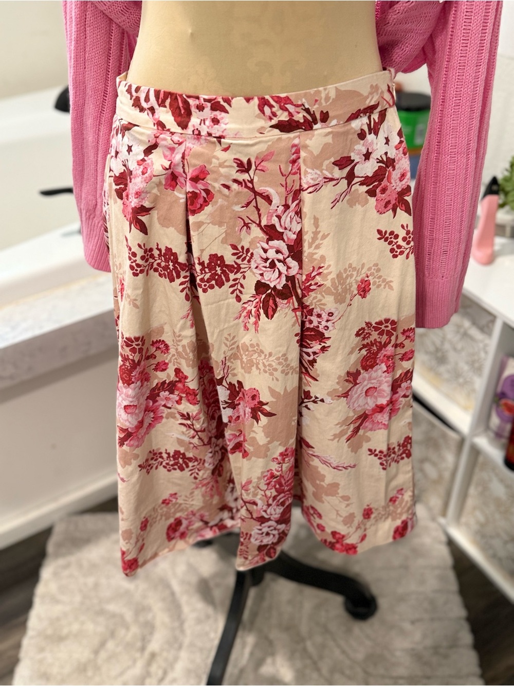 🌸 Alex Marie Romantic Floral Pleated Skirt – Size 16